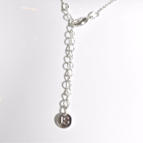 JULES SMITH Silver Hamsa Pendant Necklace NWT - Picture 4 of 4